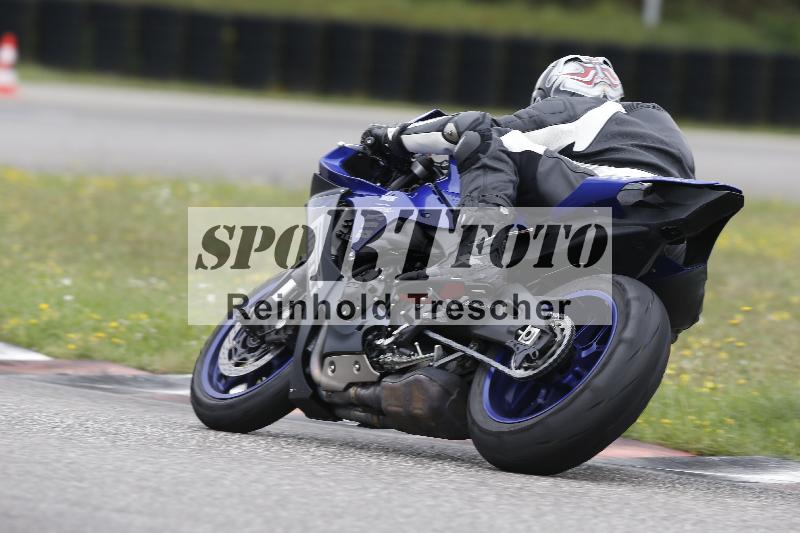 /37 28.07.2025 Dunlop Ride und Test Day ADR/Einsteiger gruen/14